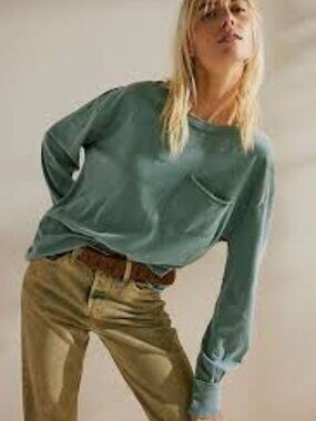 WE THE FREE PEOPLE FADE INTO YOU GREEN OVERSIZED POCKET SLOUCHY TEE TOP GREEN